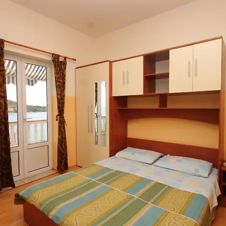 Apartament By The Sea Kali, Ugljan - 8234 Kali
