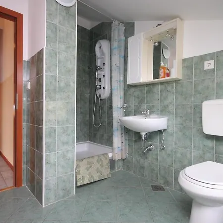 By The Sea - Ugljan - 8234 * קאלי