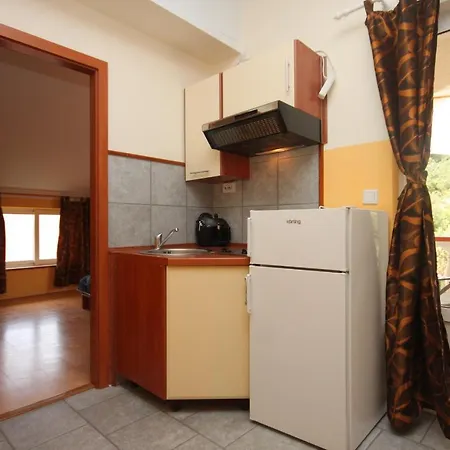 By The Sea - Ugljan - 8234 Apartman